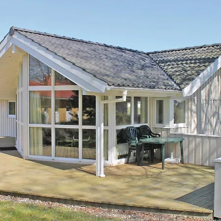 Strandblick 4 - Dorf 1 Holiday home *